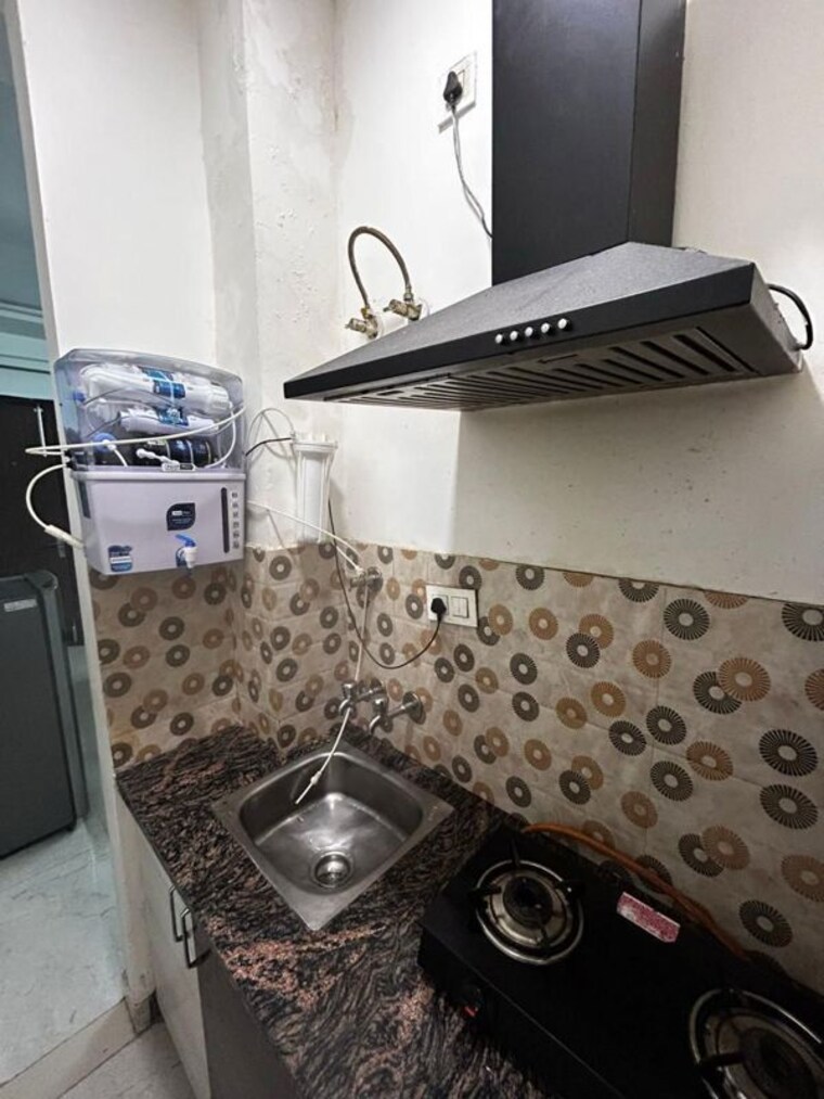 Master Bedroom, royal-residency-gurgaon Studio 250 Sq.Ft. Builder Floor In Sector 45 Gurgaon 9731303