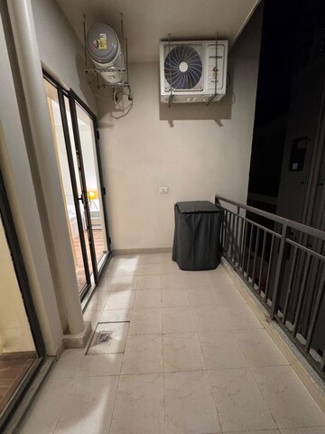 Balcony in 2 BHK Builder Floor at Sushant Lok 2, Sector 57 – for Rent