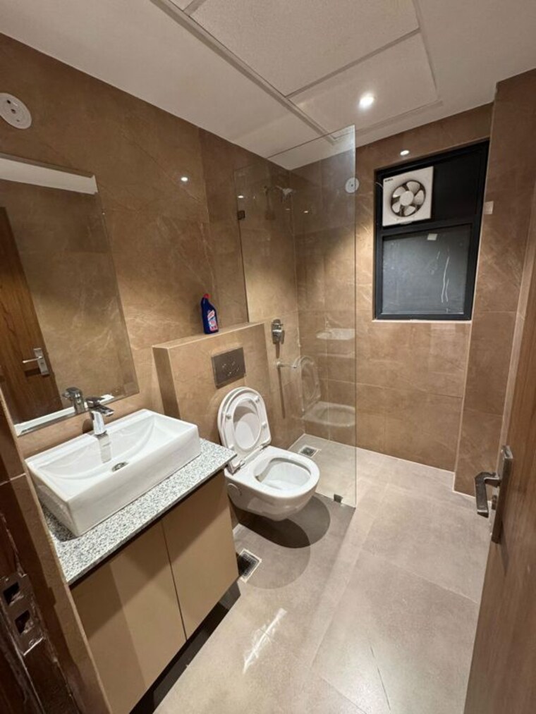 Bathroom, sushant-lok-2 2 Bedroom 1450 Sq.Ft. Builder Floor In Sector 57 Gurgaon 9731308