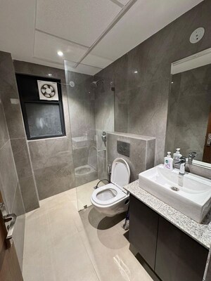 Master Bedroom in 2 BHK Builder Floor at Sushant Lok 2, Sector 57 – for Rent