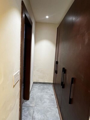 Building Lobby in 5 BHK Villa at SS The Hibiscus, Sector 50 – for Rent