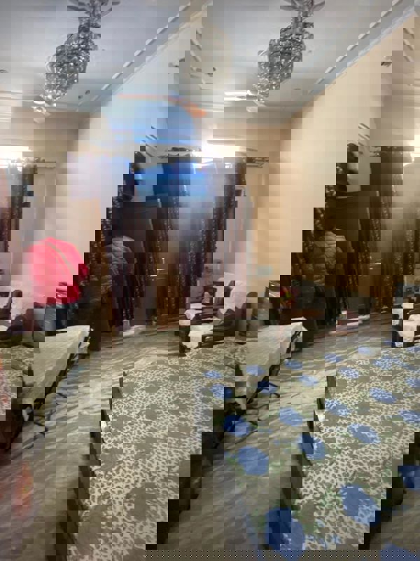 Pg For Rent in Aarzoo Girls pg