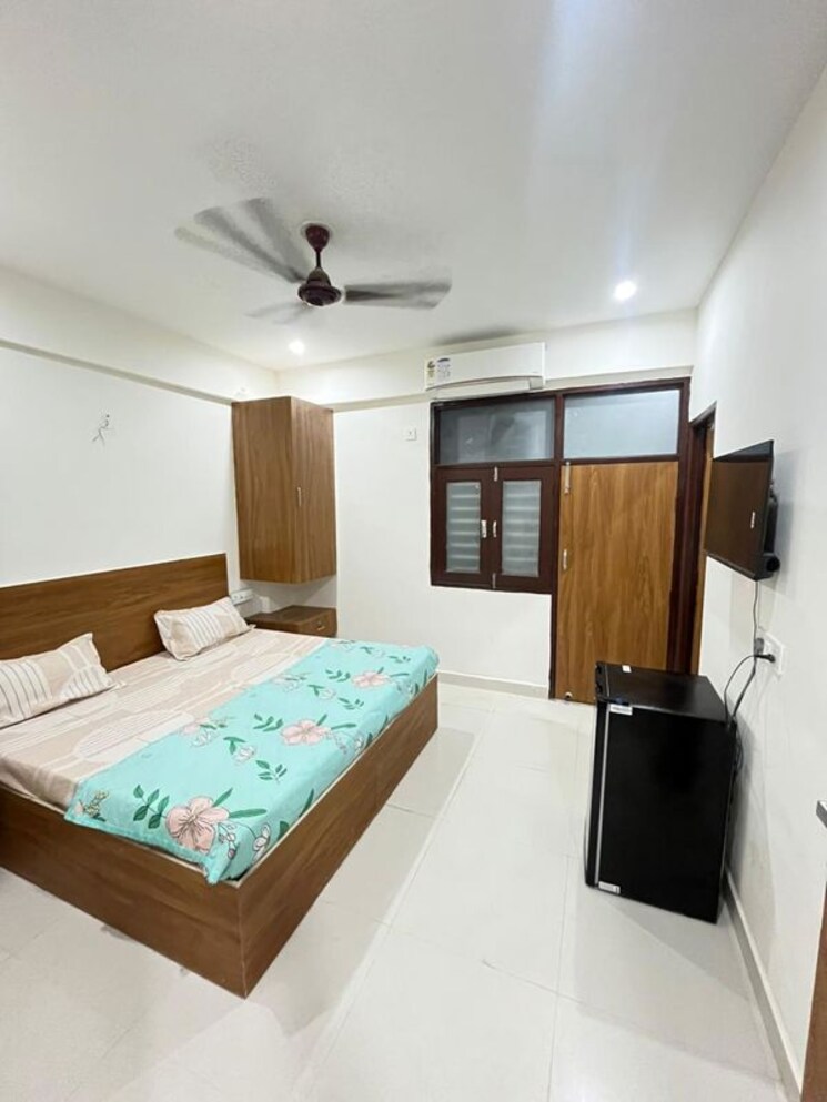 Bedroom, unitech-south-city-1 1 RK 180 Sq.Ft. Builder Floor In South City 1 Gurgaon 9731324