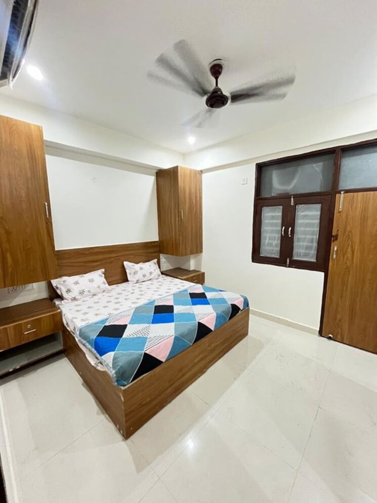Bedroom, unitech-south-city-1 1 RK 180 Sq.Ft. Builder Floor In South City 1 Gurgaon 9731324
