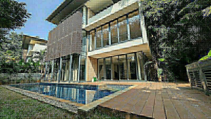 5 BHK + Servant Room,Extra Room 7310 Sq.Ft. Villa in Embassy Boulevard
