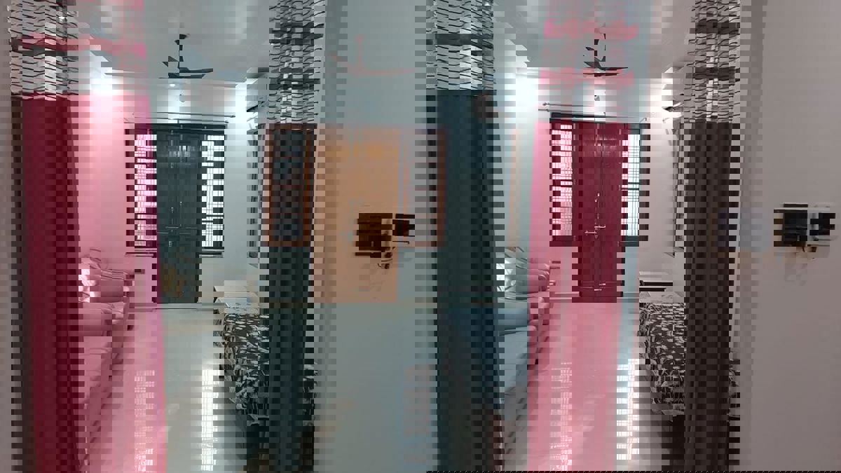 Pg For Rent in Kamna Girls pg