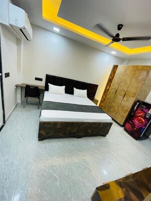 Bedroom in 1 RK Builder Floor at South City Arcade, Sector 41 – for Rent