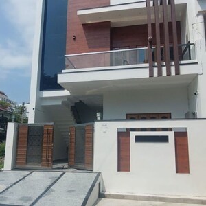  Pg For Rent in Gomti Nagar