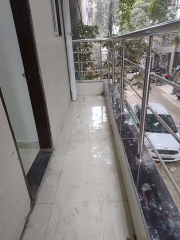 Balcony in 1 RK Builder Floor at Greenwood City, Sector 40 – for Rent