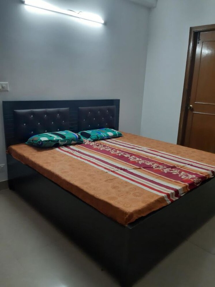Bedroom, ardee-mall 2 Bedroom 1300 Sq.Ft. Builder Floor In Sector 52 Gurgaon 9731348