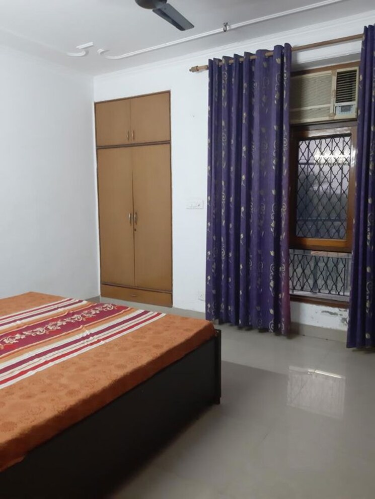Bedroom, ardee-mall 2 Bedroom 1300 Sq.Ft. Builder Floor In Sector 52 Gurgaon 9731348