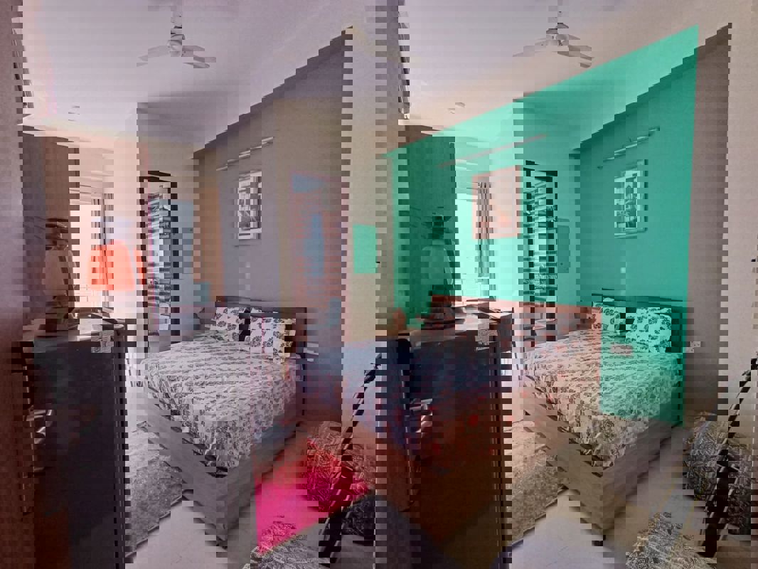 StudioBuilder Floor For Rent in Xyzpr