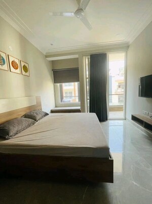 Bedroom in Studio Builder Floor at Sector 44 – for Rent
