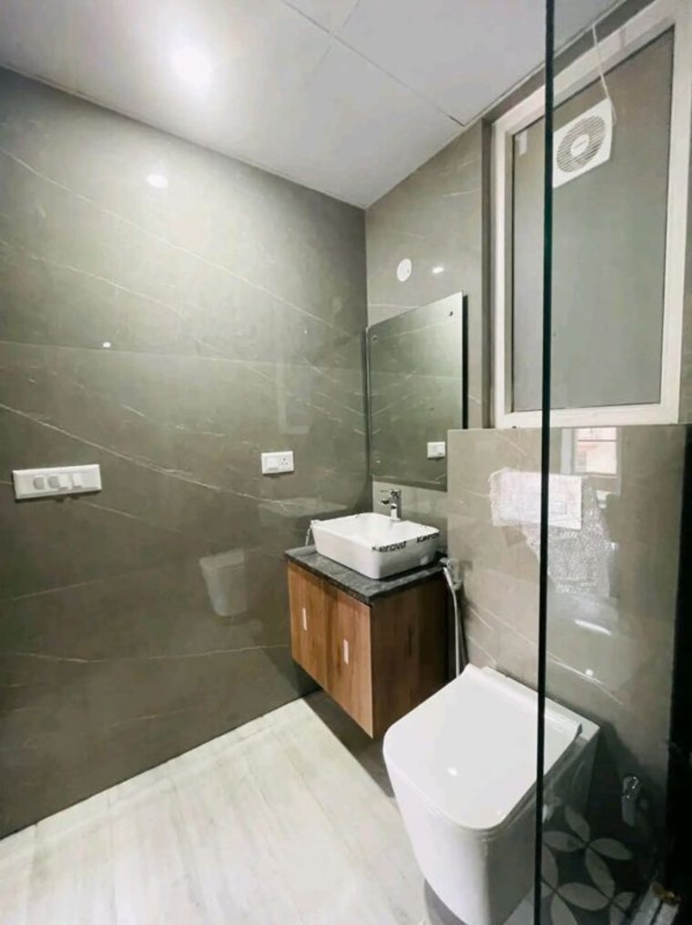 Kitchen, sector 44 Studio 900 Sq.Ft. Builder Floor In Sector 44 Gurgaon 9731384