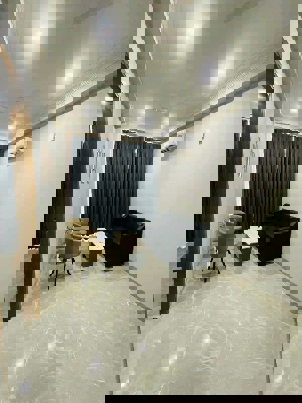 StudioBuilder Floor For Rent in Xyzpr