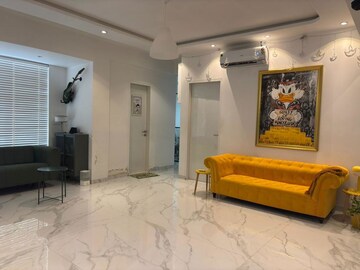 Bedroom in 5 BHK Apartment at Mohini Castle, Khar West – for Rent