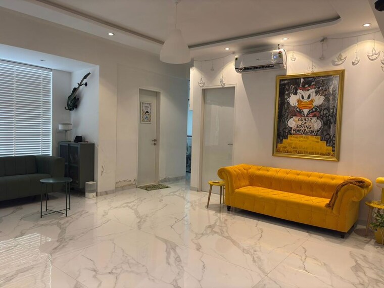 Bedroom, mohini-castle 5 Bedroom 4000 Sq.Ft. Apartment In Khar West Mumbai 9731387