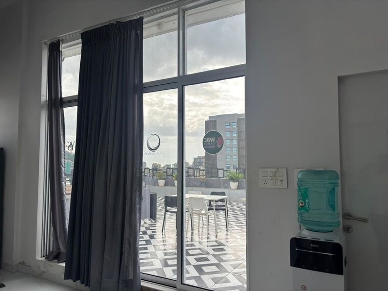 Room, mohini-castle 5 Bedroom 4000 Sq.Ft. Apartment In Khar West Mumbai 9731387