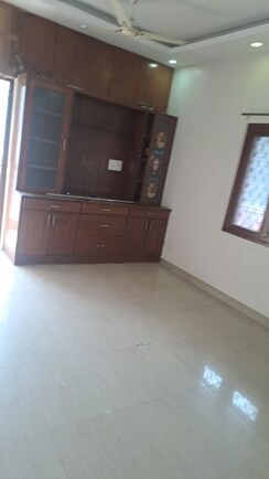 2 BHK Builder Floor For Rent in Khirki Extension