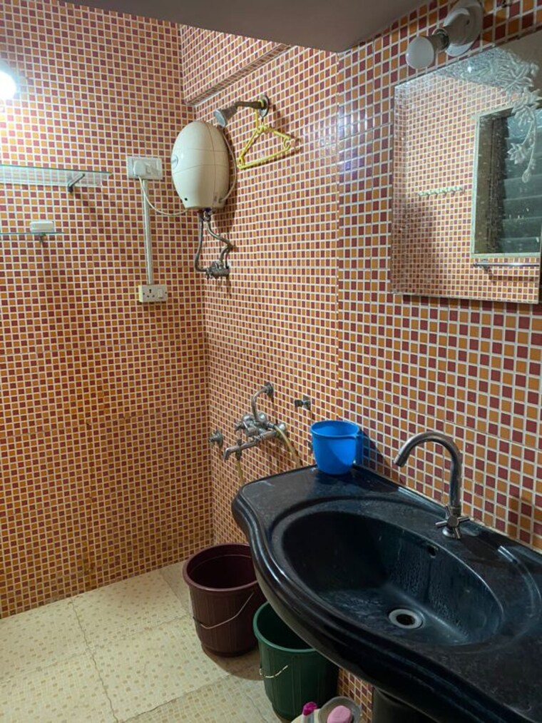 Bathroom, kavya-residency-thane 1 Bedroom 376 Sq.Ft. Apartment In Ghodbunder Road Thane 9731426