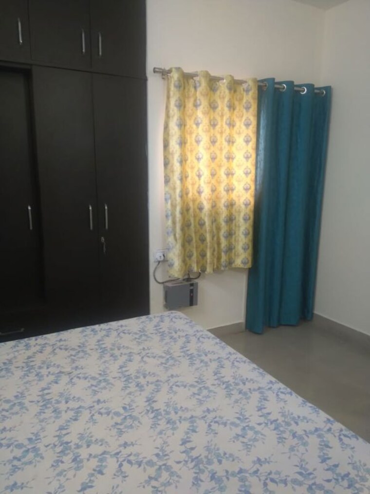 Room, gomti nagar Pg For Boys & Girls In Gomti Nagar 9731019
