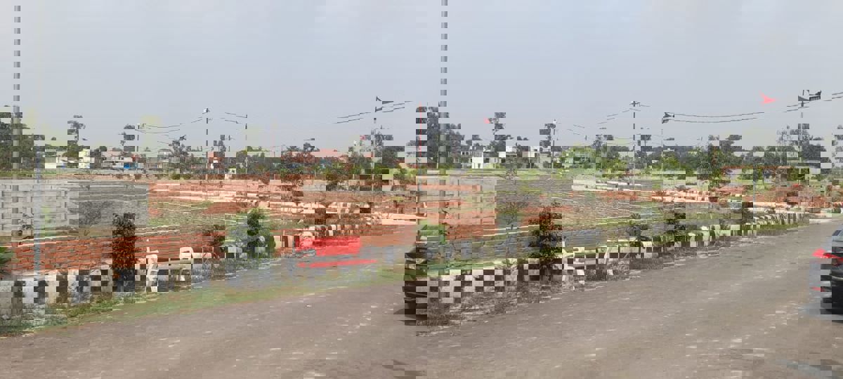 Plot For Sale in Krishna Iscon Valley