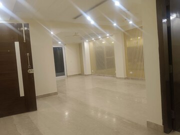 Living Room in 3 BHK Builder Floor at Sector 57 – for Rent