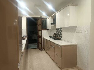 Kitchen in 3 BHK Builder Floor at Sector 57 – for Rent