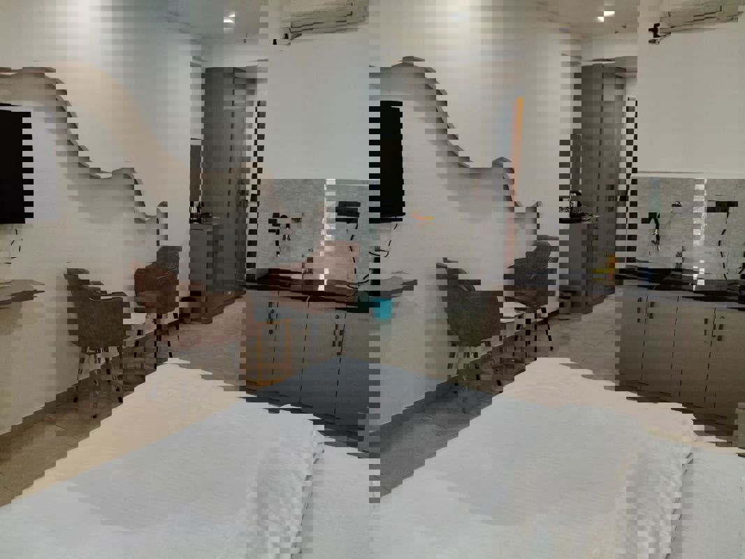 3.5 BHK 1710 Sq.Ft. Apartment in Omaxe Hazratganj Residency