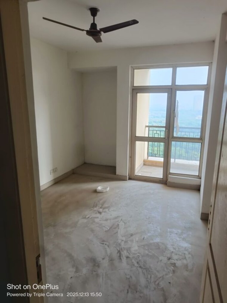 Room, grand-omaxe 2.5 Bedroom 1250 Sq.Ft. Apartment In Gomti Nagar Lucknow 9731445