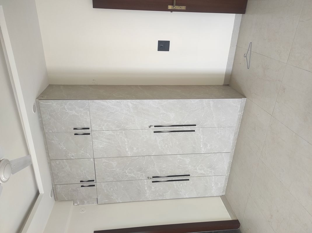 3.5 BHK + Pooja Room Apartment For Rent in Ram Shanti Sector 52