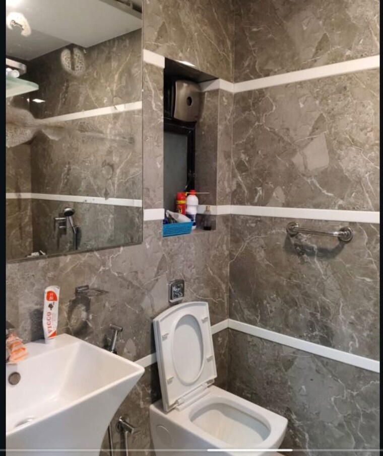 Attached Bathroom, neev-ivory-tower 3 Bedroom 2529 Sq.Ft. Apartment In Dadar West Mumbai 9731450