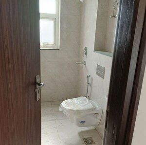 Bathroom in 2 BHK Apartment at BPTP Discovery Park, Sector 80 – for Sale