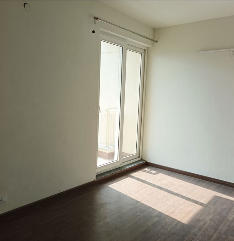 Room, bptp-discovery-park 2 Bedroom 1248 Sq.Ft. Apartment In Sector 80 Faridabad 9731463