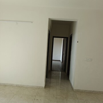 Room in 2 BHK Apartment at BPTP Discovery Park, Sector 80 – for Sale