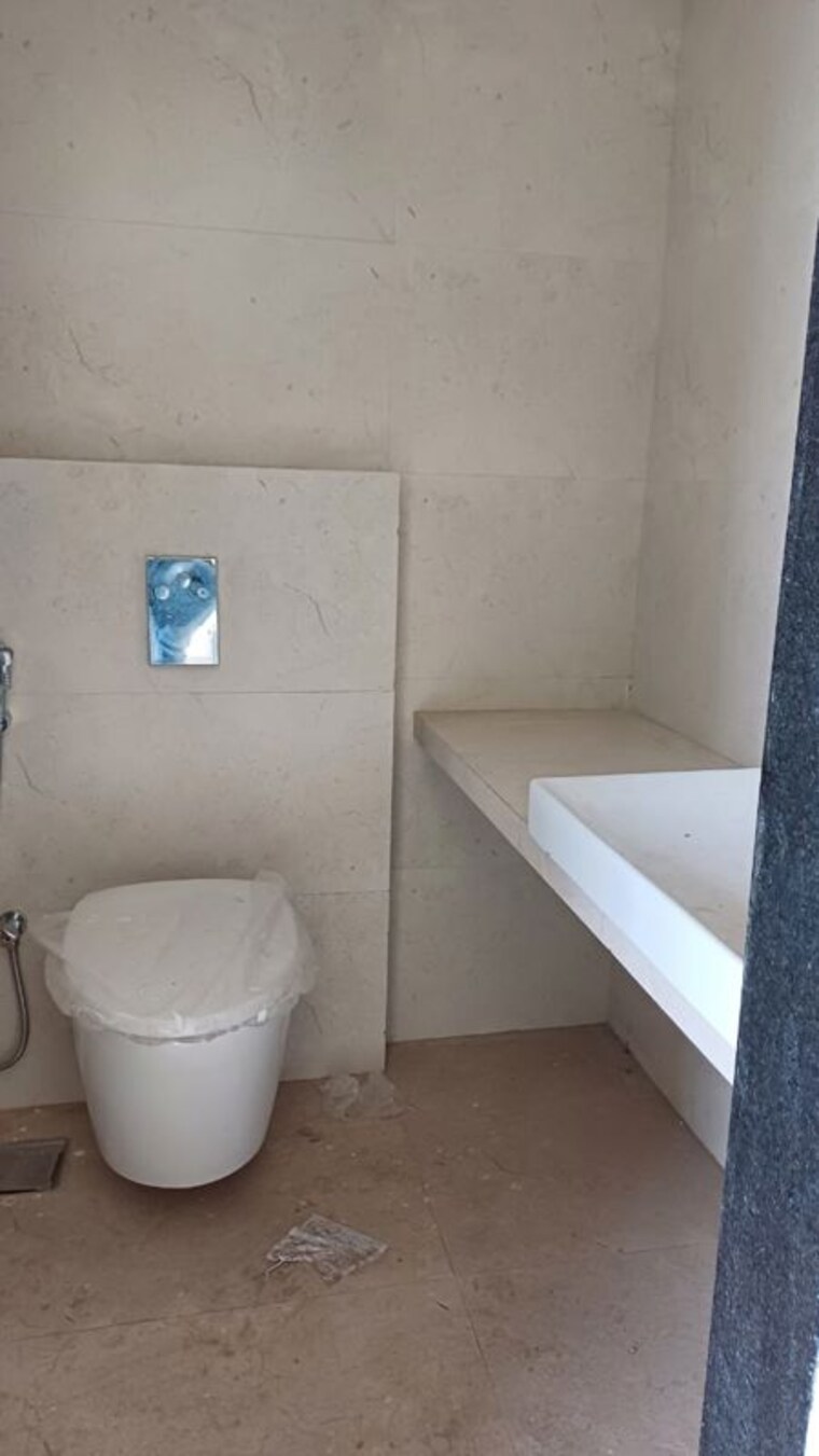 Bathroom, shreeji-atlantis 2 Bedroom 770 Sq.Ft. Apartment In Malad West Mumbai 9731493