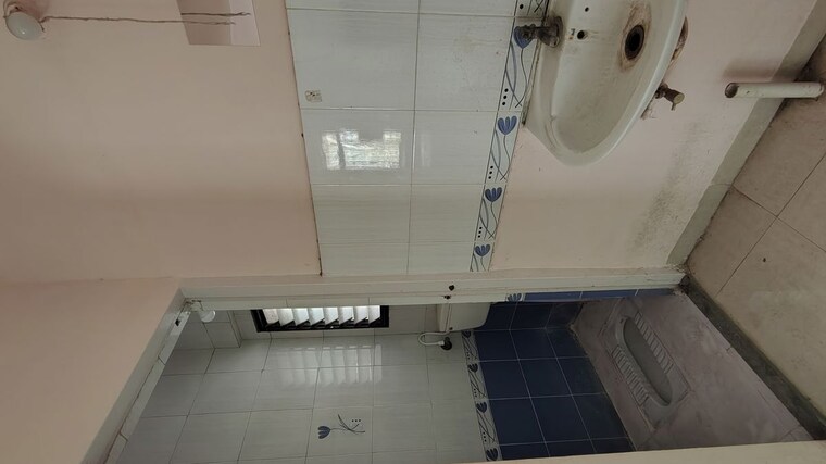 Bathroom, bavdhan 2 Bedroom 1000 Sq.Ft. Apartment In Bavdhan Pune 9731497