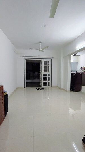 Room in 3 BHK Apartment at Bavdhan – for Rent