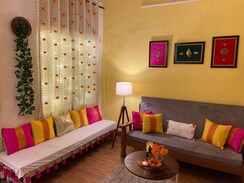 Pg For Rent in Vibhuti Khand