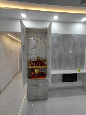 Furnished Amenities in 3 BHK Apartment at Bavdhan – for Rent