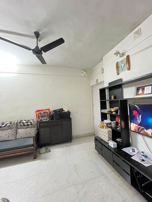 Parking in 2 BHK Apartment at Minal CHS Erandwane, Erandwane – for Rent