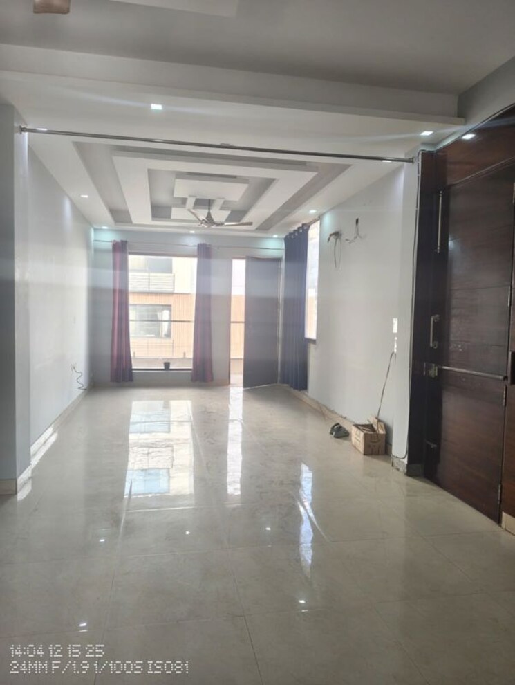 undefined, sector 40 3 Bedroom 2200 Sq.Ft. Builder Floor In Sector 40 Gurgaon 9731611