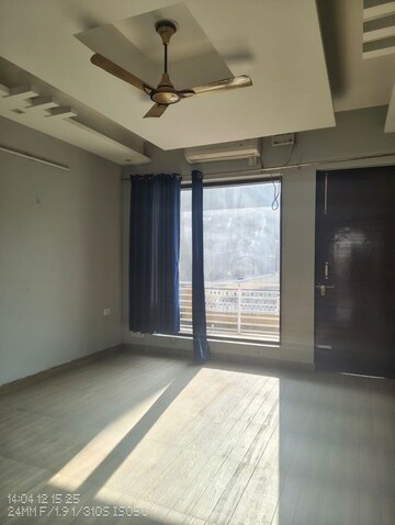 3 BHK Builder Floor For Rent in Sector 40