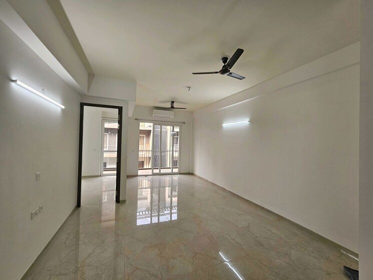 Room, smart-world-orchard 2 Bedroom 1208 Sq.Ft. Apartment In Sector 61 Gurgaon 9731621