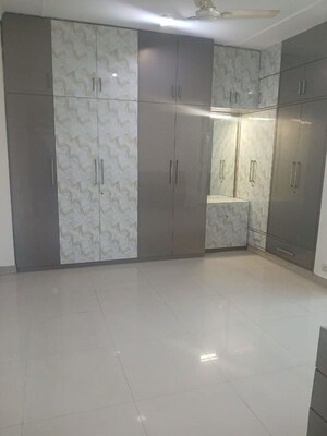Bathroom in 3 BHK Builder Floor at Millenium Residency, Sector 47 – for Rent