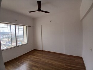 Room in 2 BHK Apartment at Gera Parkview I, Kharadi – for Sale