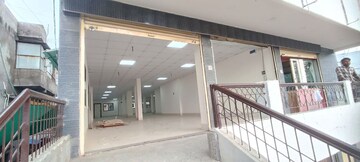  Showroom For Rent in Wadi
