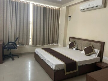 Master Bedroom in Studio Apartment at Jagatpura – for Rent