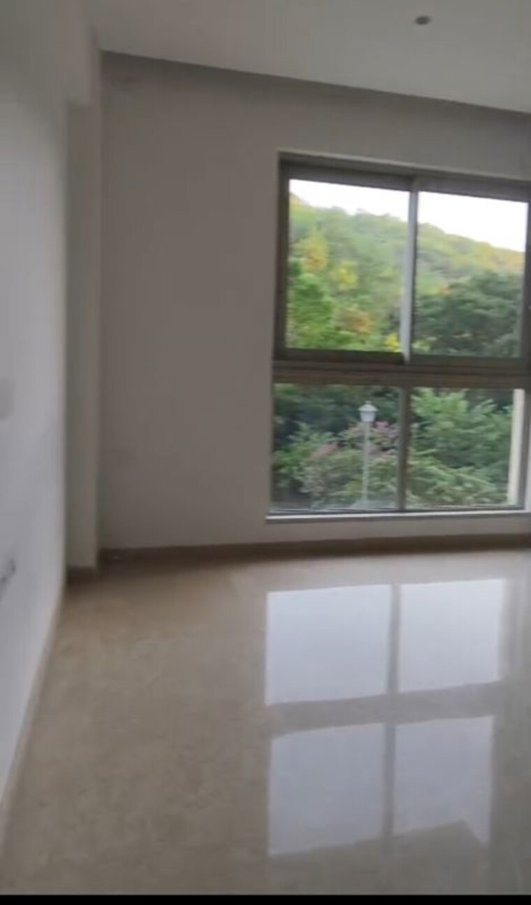 Room, castle-rock 2 Bedroom 777 Sq.Ft. Apartment In Powai Mumbai 9731732