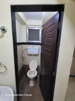 Bathroom in 2 BHK Apartment at Gundecha Builders Valley Of Flowers, Kandivali East – for Rent